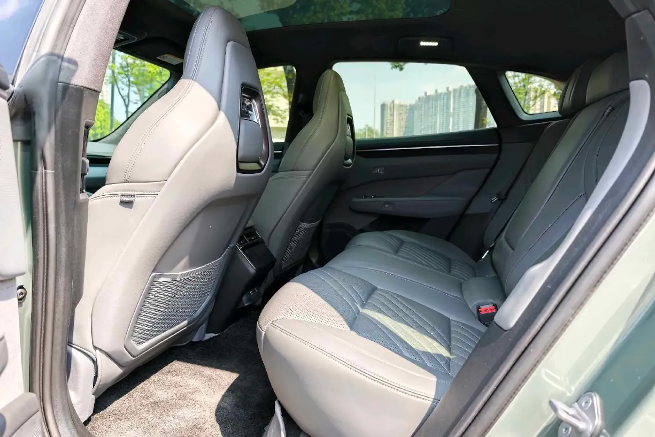 2025 Zeekr 001 BEV 95KWH,autocango,china used car exporter,china ev exporter,chinese used car exporter,chinese used ev exporter