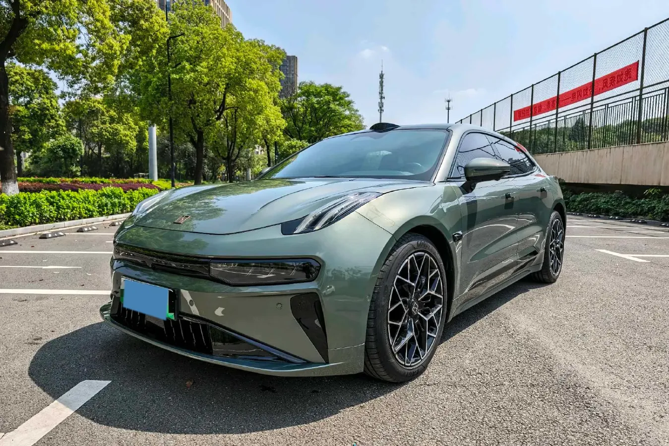 2025 Zeekr 001 BEV 95KWH,autocango,china used car exporter,china ev exporter,chinese used car exporter,chinese used ev exporter