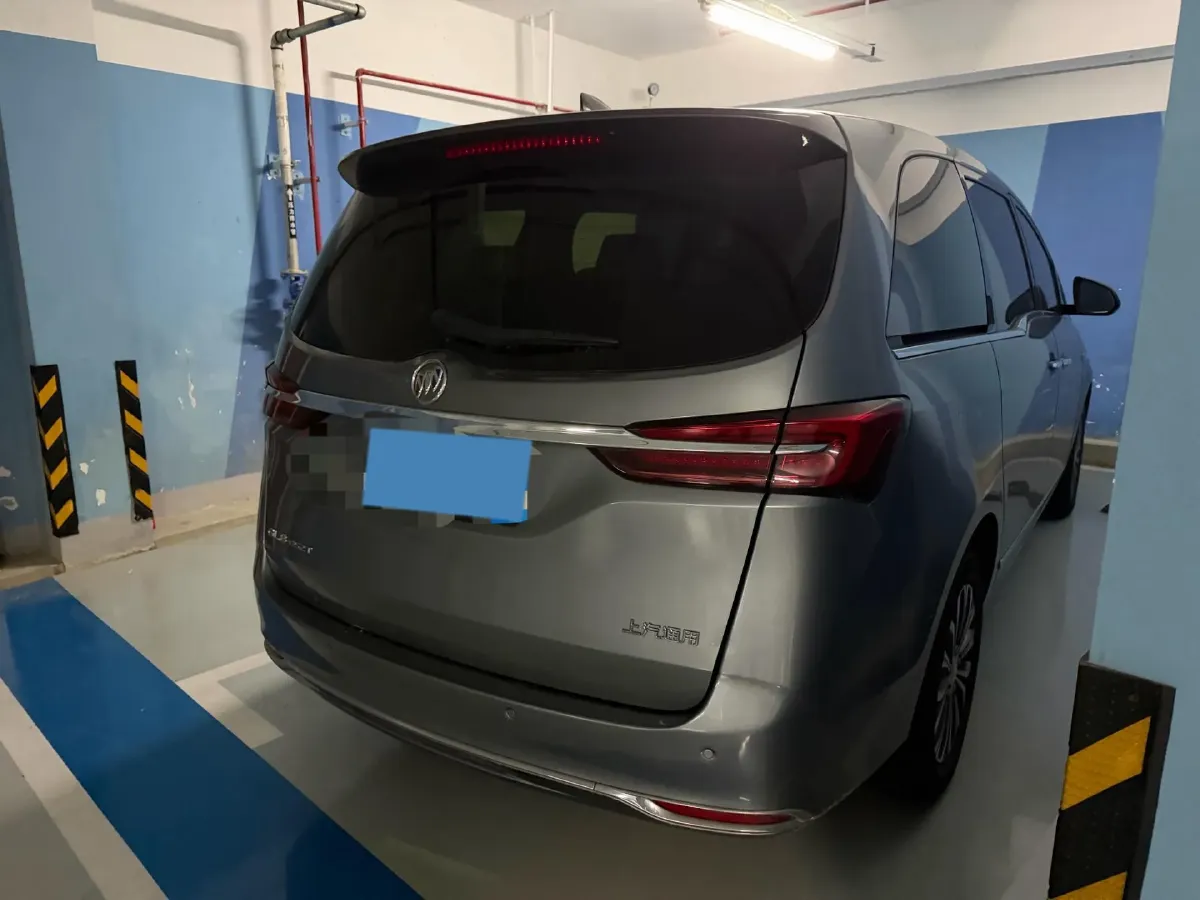 2021 Buick GL8 2.0T 237HP L4 9AT,autocango,china used car exporter,china ev exporter,chinese used car exporter,chinese used ev exporter