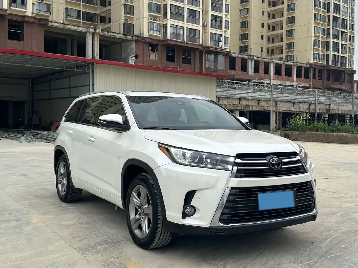 2021 Toyota Highlander 2.0T 220HP L4 6AT,autocango,china used car exporter,china ev exporter,chinese used car exporter,chinese used ev exporter