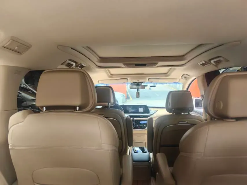 2023 Buick GL8 2.0T 237HP L4 9AT,autocango,china used car exporter,china ev exporter,chinese used car exporter,chinese used ev exporter