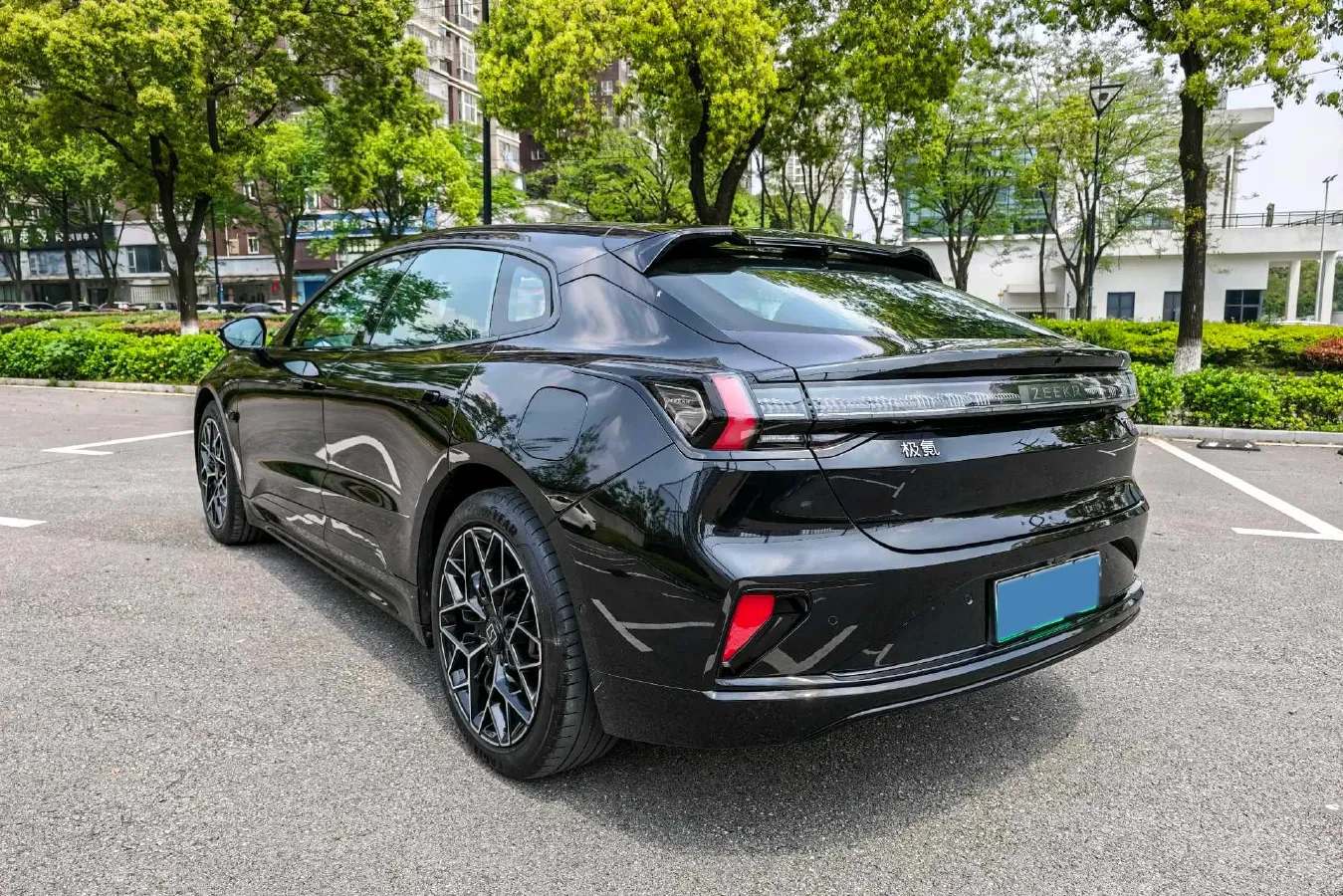 2024 Zeekr 001 BEV 95KWH,autocango,china used car exporter,china ev exporter,chinese used car exporter,chinese used ev exporter