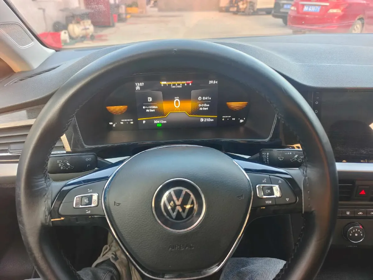 2021 Volkswagen Lavida 1.5L 113HP L4 6AT,autocango,china used car exporter,china ev exporter,chinese used car exporter,chinese used ev exporter