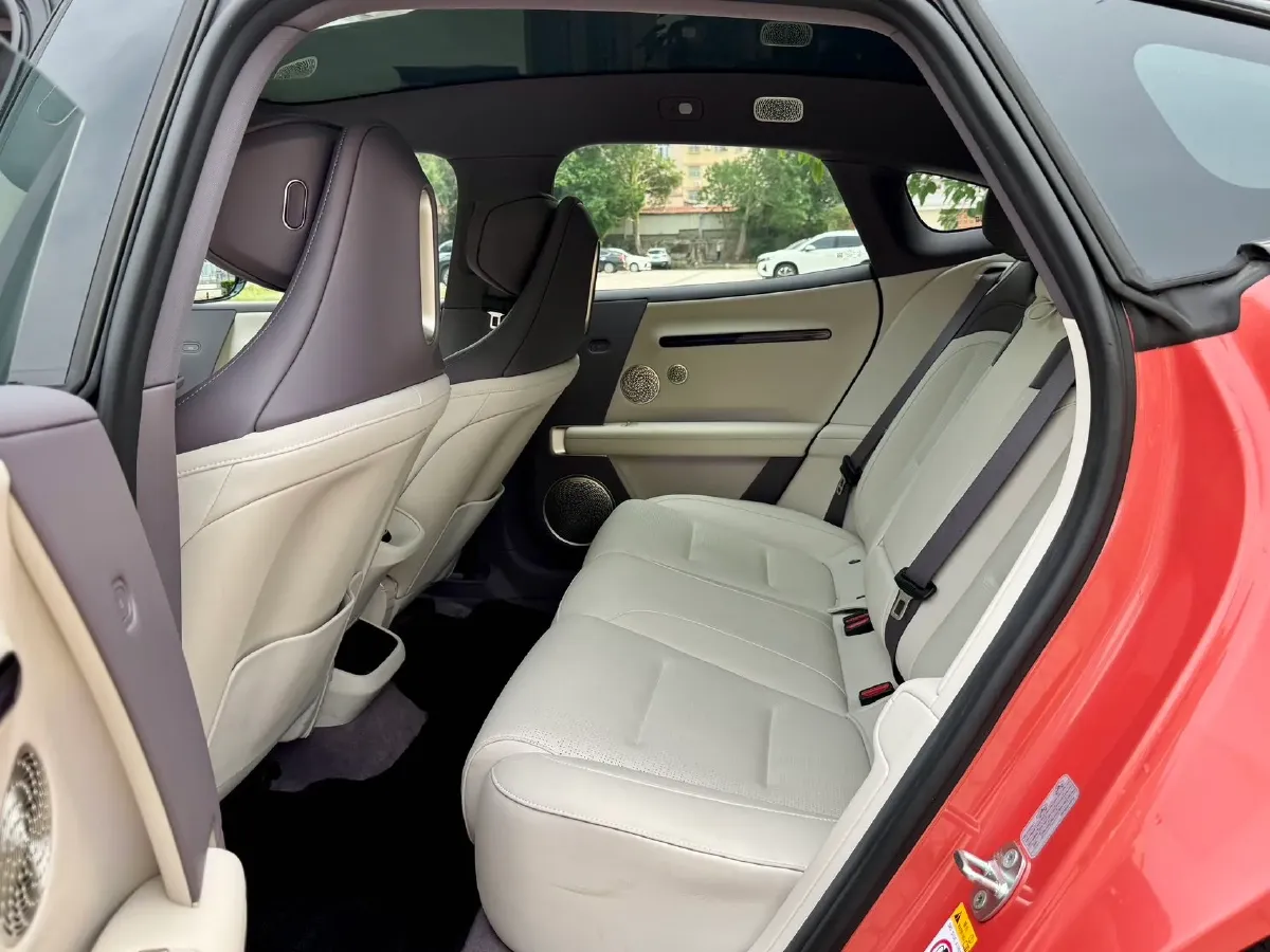 2025 Avatr 06 REEV 156HP REEV,autocango,china used car exporter,china ev exporter,chinese used car exporter,chinese used ev exporter