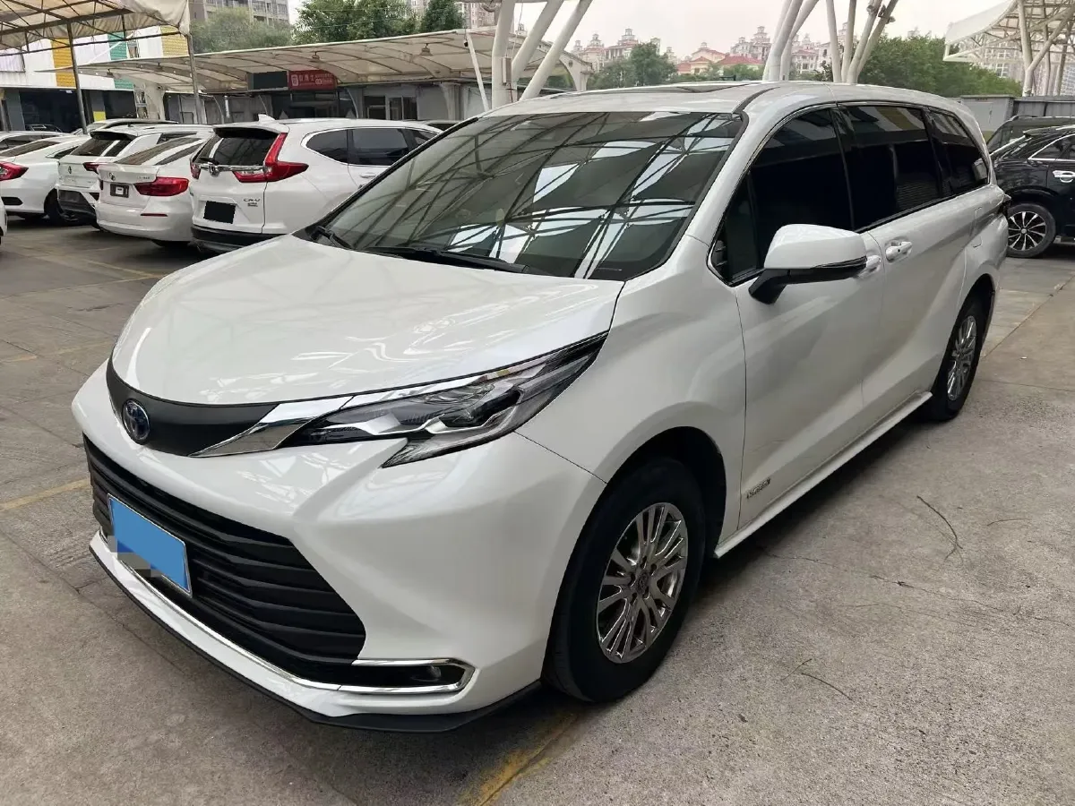 2023 Toyota Sienna 2.5L 189HP L4 E-CVT Hybrid,autocango,china used car exporter,china ev exporter,chinese used car exporter,chinese used ev exporter