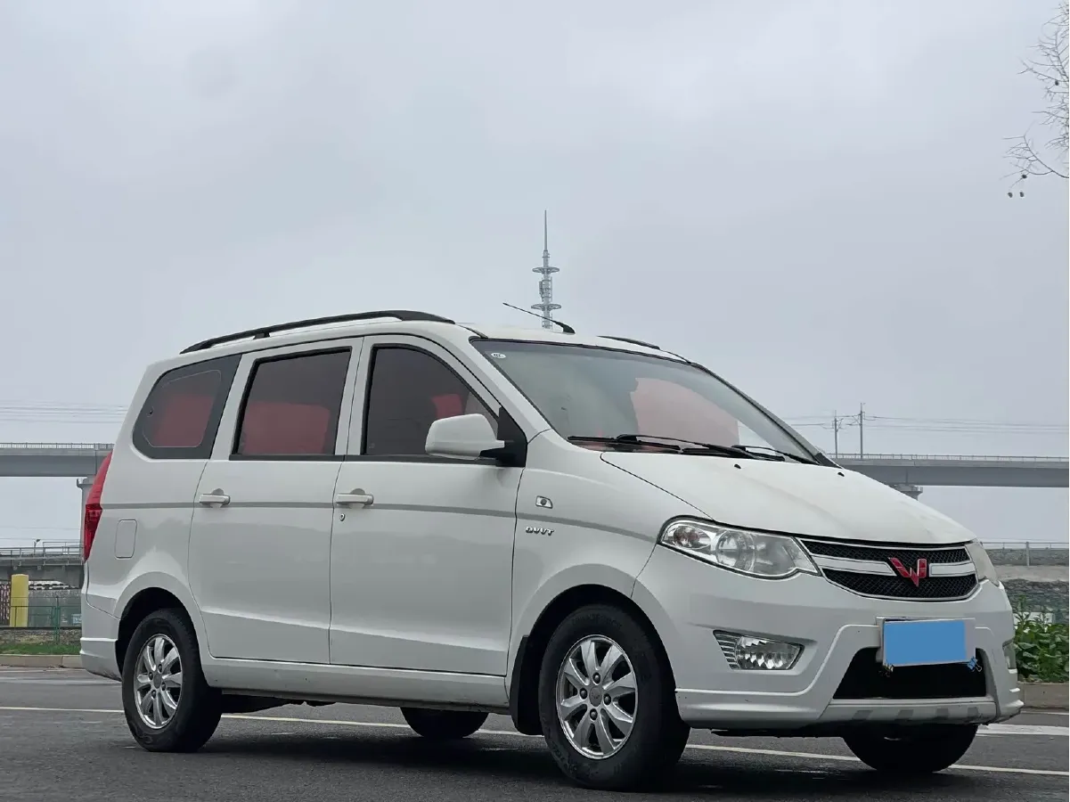 2016 WuLing HongGuang 1.5L 112HP L4 5MT,autocango,china used car exporter,china ev exporter,chinese used car exporter,chinese used ev exporter