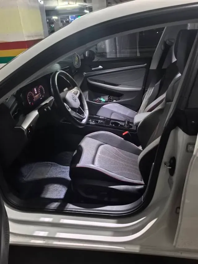 2023 Volkswagen Lamando 1.4T 150HP L4 7DCT,autocango,china used car exporter,china ev exporter,chinese used car exporter,chinese used ev exporter