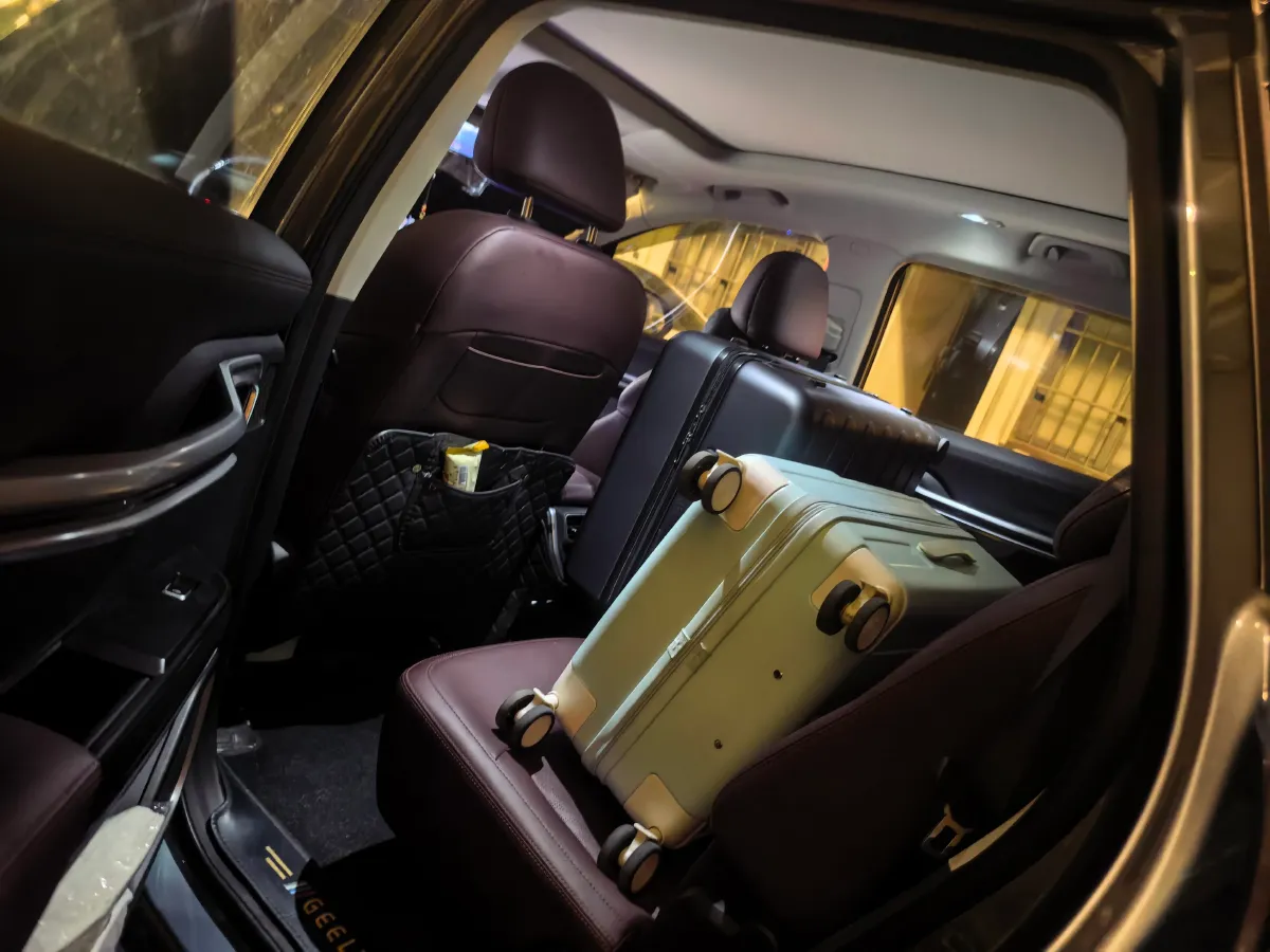 2022 Geely Okavango 1.8T 184HP L4 7DCT,autocango,china used car exporter,china ev exporter,chinese used car exporter,chinese used ev exporter