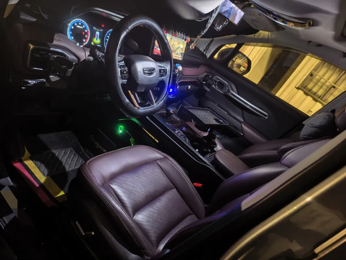 2022 Geely Okavango 1.8T 184HP L4 7DCT,autocango,china used car exporter,china ev exporter,chinese used car exporter,chinese used ev exporter