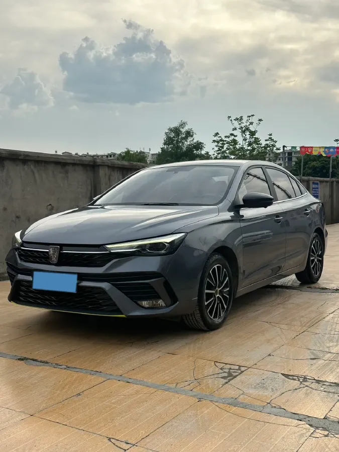 2021 Roewe i5 1.5L 120HP L4 CVT,autocango,china used car exporter,china ev exporter,chinese used car exporter,chinese used ev exporter