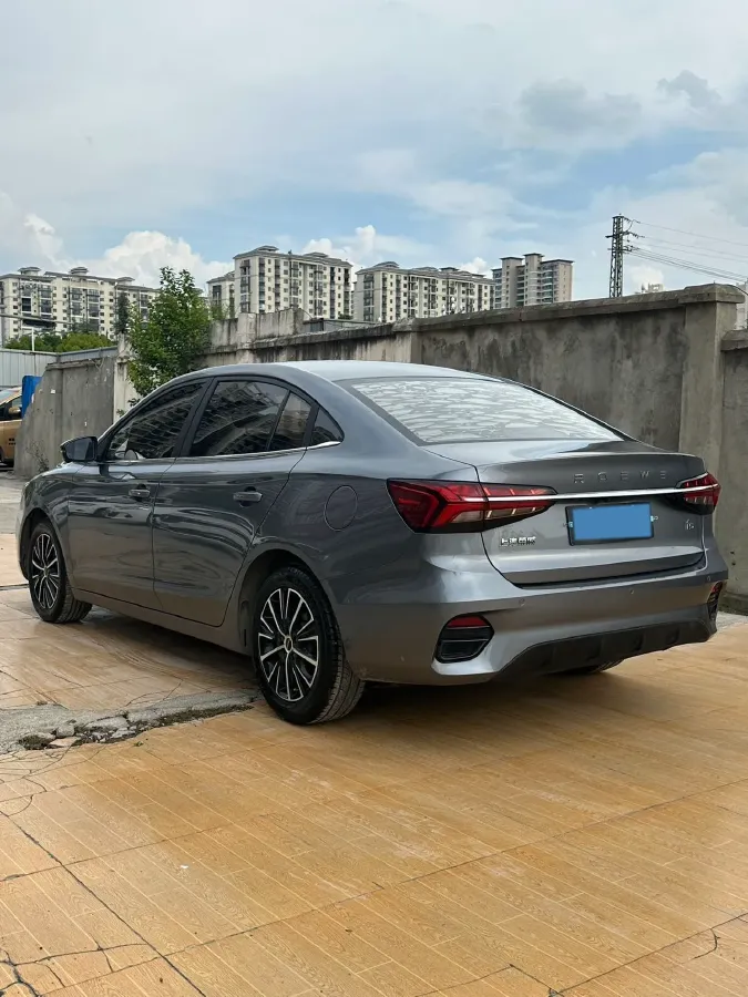 2021 Roewe i5 1.5L 120HP L4 CVT,autocango,china used car exporter,china ev exporter,chinese used car exporter,chinese used ev exporter
