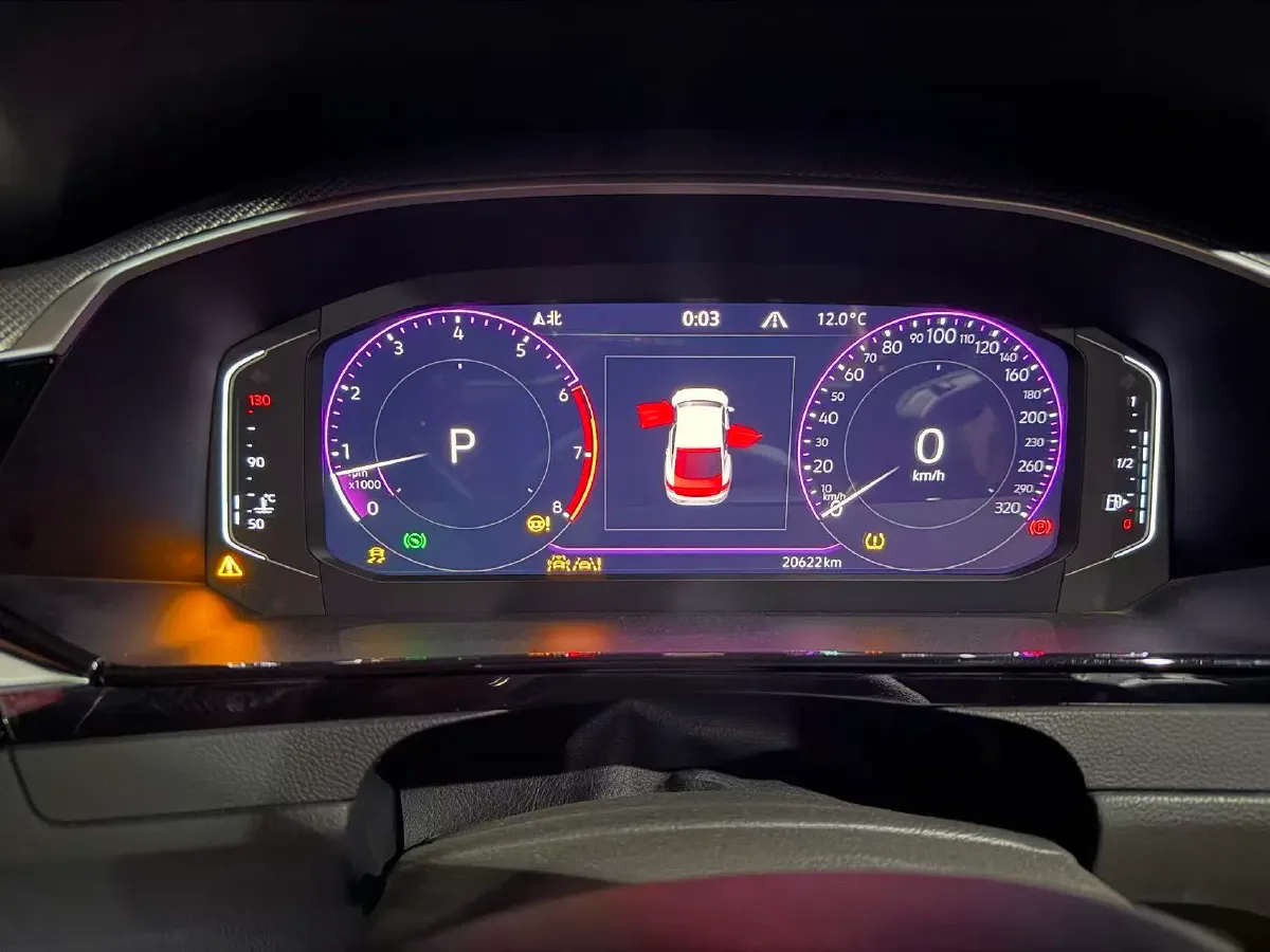 2021 Volkswagen CC 2.0T 220HP L4 7DCT,autocango,china used car exporter,china ev exporter,chinese used car exporter,chinese used ev exporter