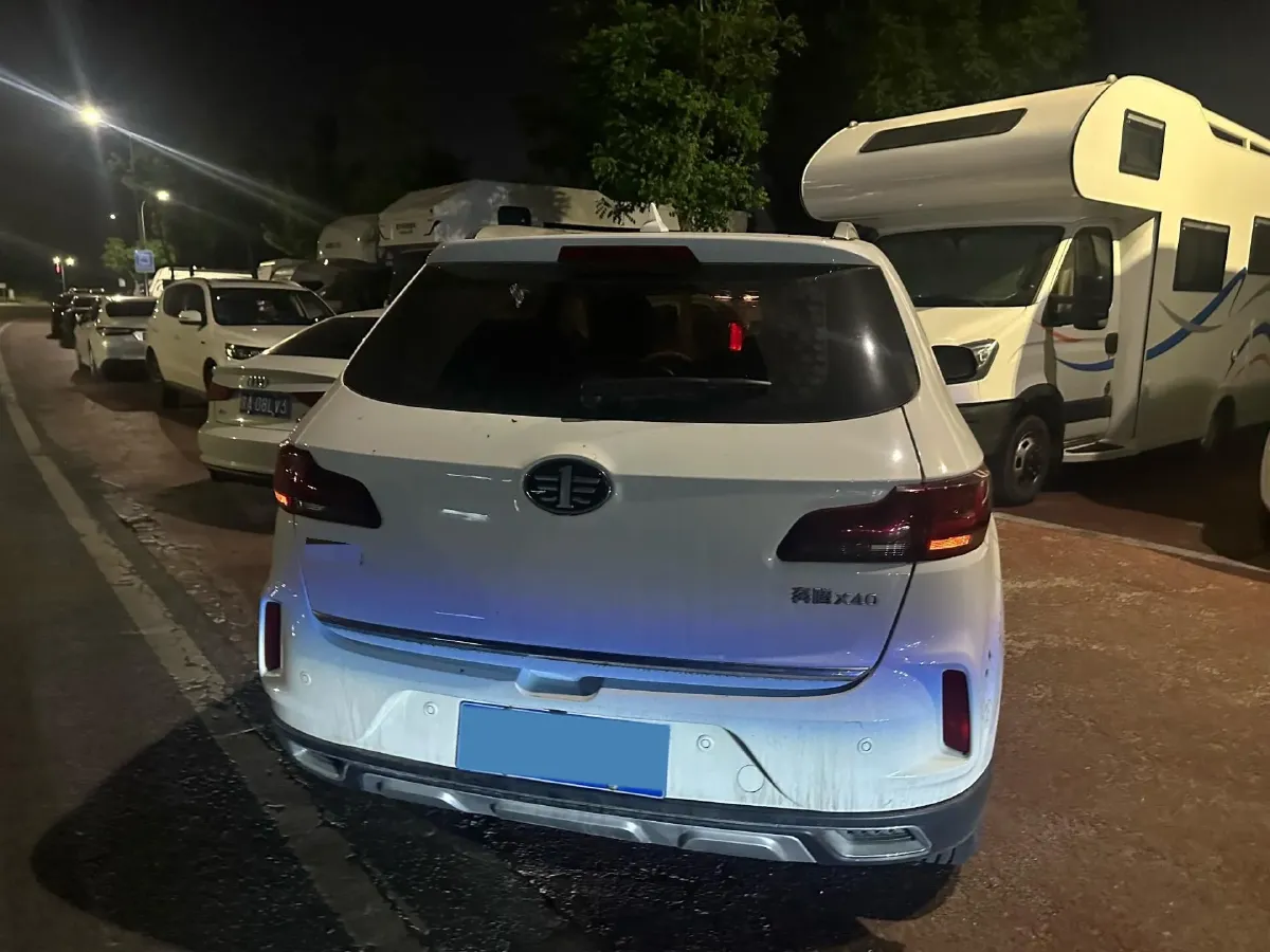 2019 Bestune X40 1.6L 114HP L4 5MT,autocango,china used car exporter,china ev exporter,chinese used car exporter,chinese used ev exporter