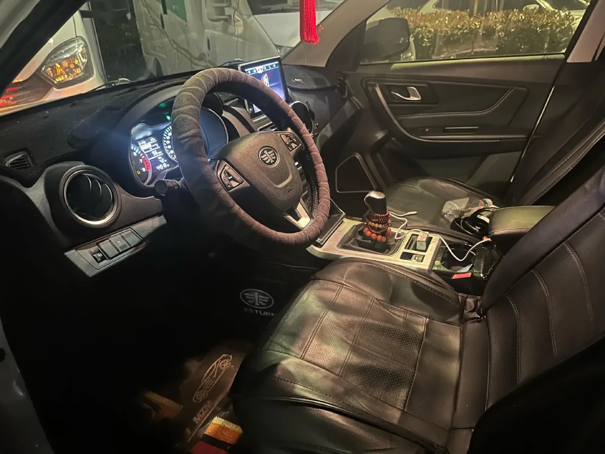 2019 Bestune X40 1.6L 114HP L4 5MT,autocango,china used car exporter,china ev exporter,chinese used car exporter,chinese used ev exporter