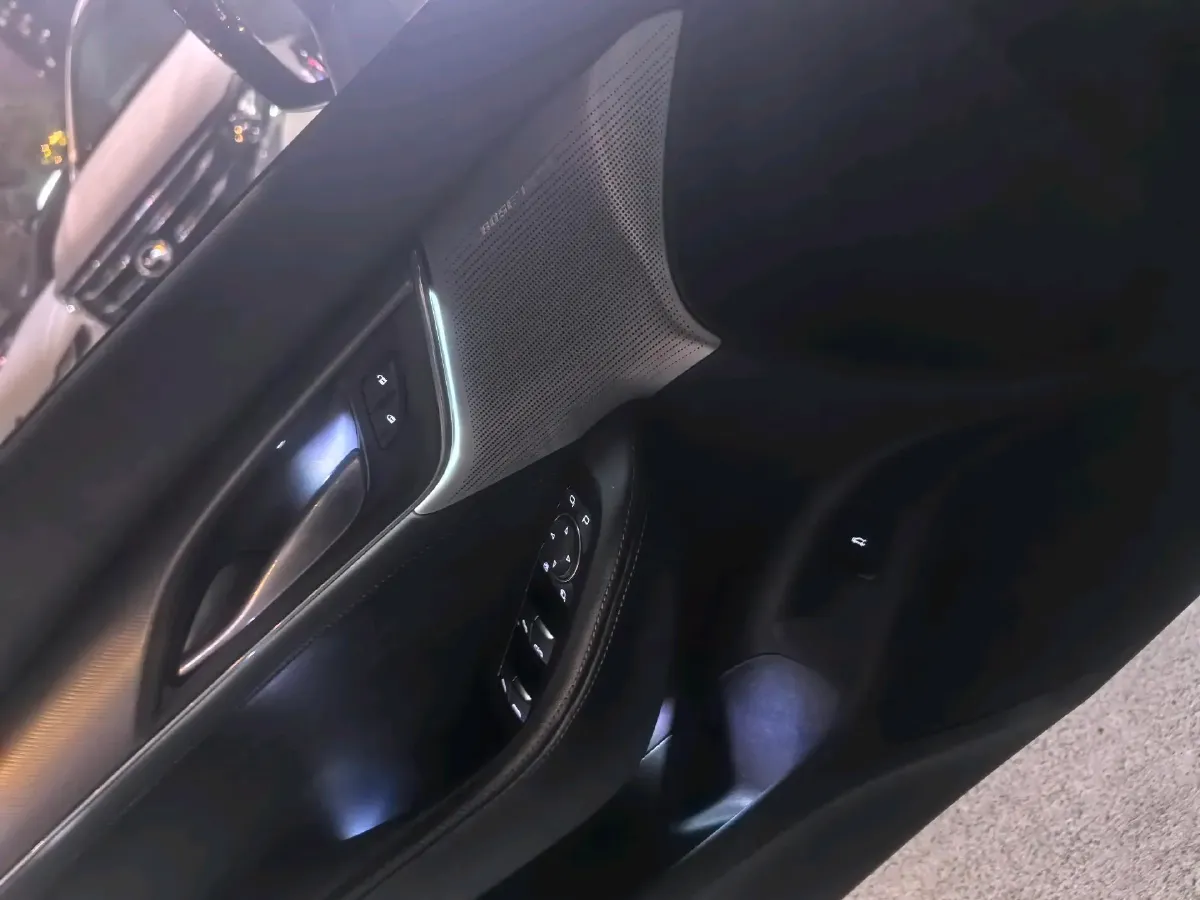 2021 Cadillac CT5 2.0T 237HP L4 10AT,autocango,china used car exporter,china ev exporter,chinese used car exporter,chinese used ev exporter