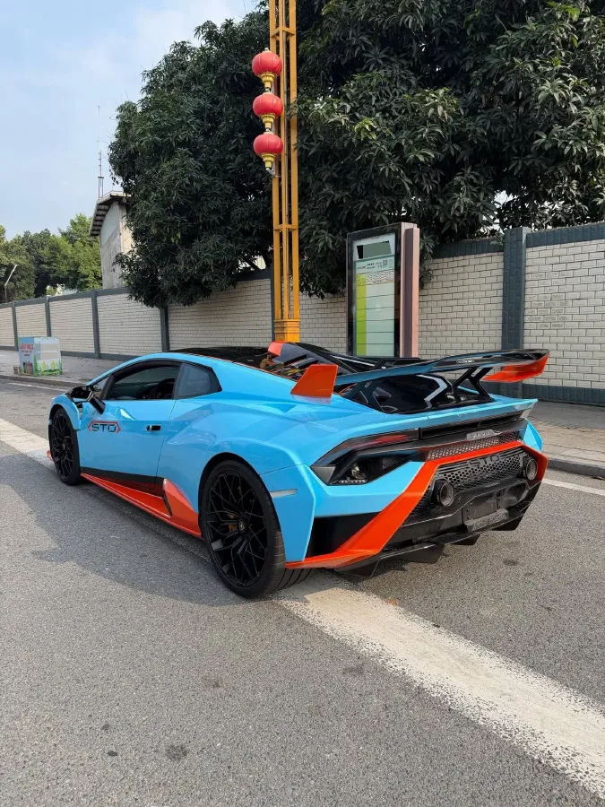 2021 Lamborghini Huracán 5.2L 640HP V10 7DCT,autocango,china used car exporter,china ev exporter,chinese used car exporter,chinese used ev exporter