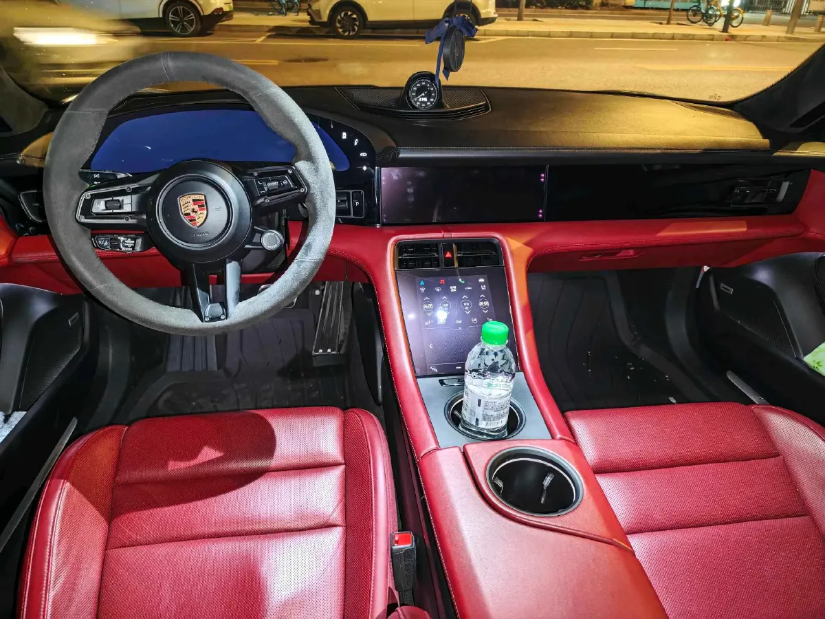 2019 Porsche Taycan 2AT BEV 93.4KWH,autocango,china used car exporter,china ev exporter,chinese used car exporter,chinese used ev exporter