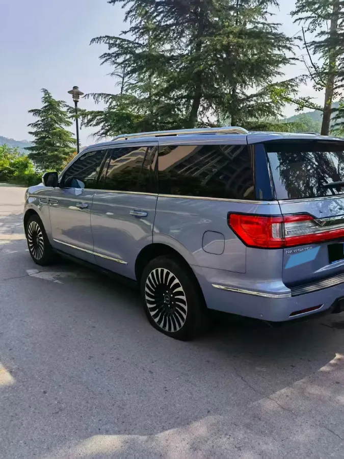2020 Lincoln Navigator 3.5T 388HP V6 10AT,autocango,china used car exporter,china ev exporter,chinese used car exporter,chinese used ev exporter