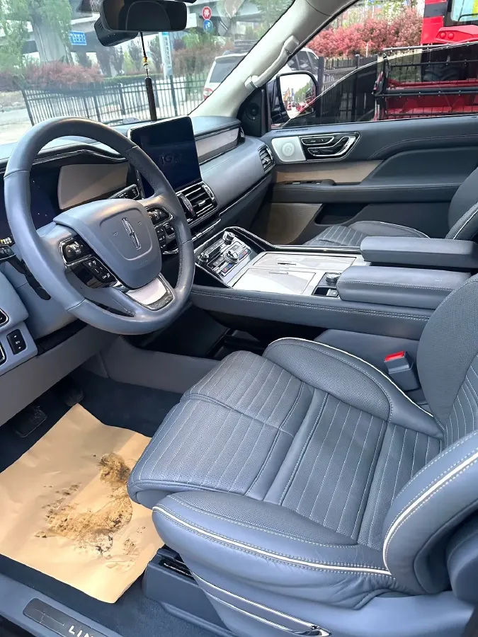 2020 Lincoln Navigator 3.5T 388HP V6 10AT,autocango,china used car exporter,china ev exporter,chinese used car exporter,chinese used ev exporter