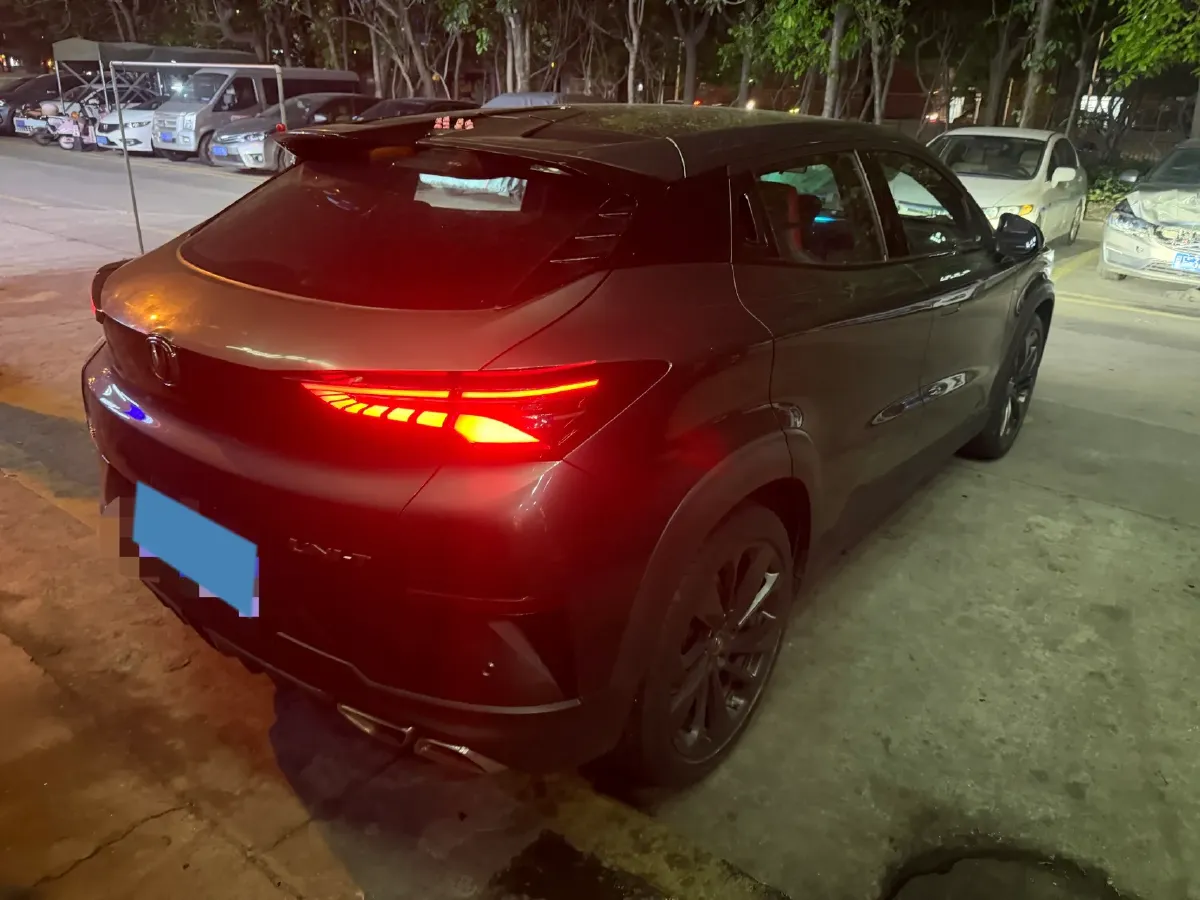 2020 ChangAn UNI-T 1.5T 180HP L4 7DCT,autocango,china used car exporter,china ev exporter,chinese used car exporter,chinese used ev exporter