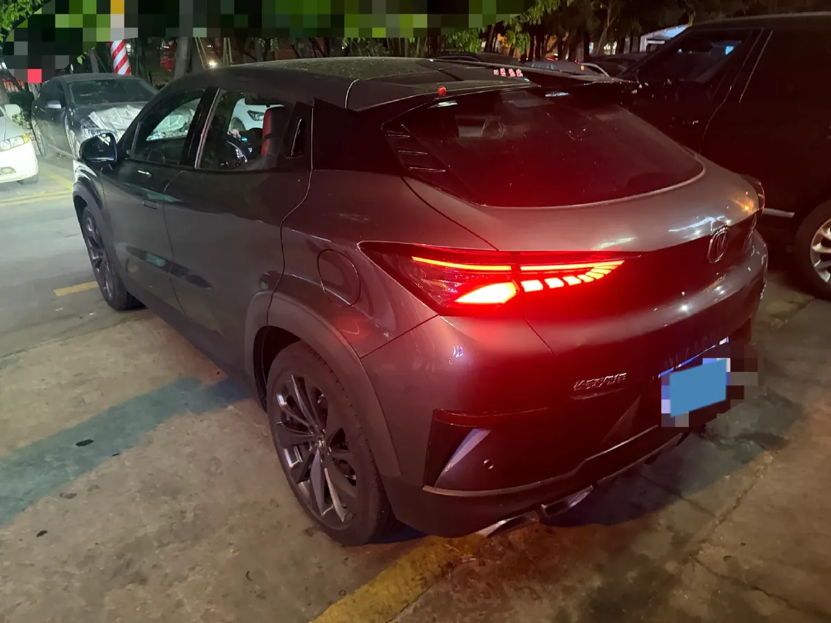 2020 ChangAn UNI-T 1.5T 180HP L4 7DCT,autocango,china used car exporter,china ev exporter,chinese used car exporter,chinese used ev exporter