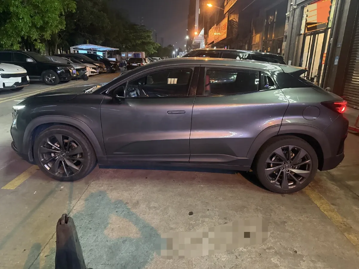 2020 ChangAn UNI-T 1.5T 180HP L4 7DCT,autocango,china used car exporter,china ev exporter,chinese used car exporter,chinese used ev exporter