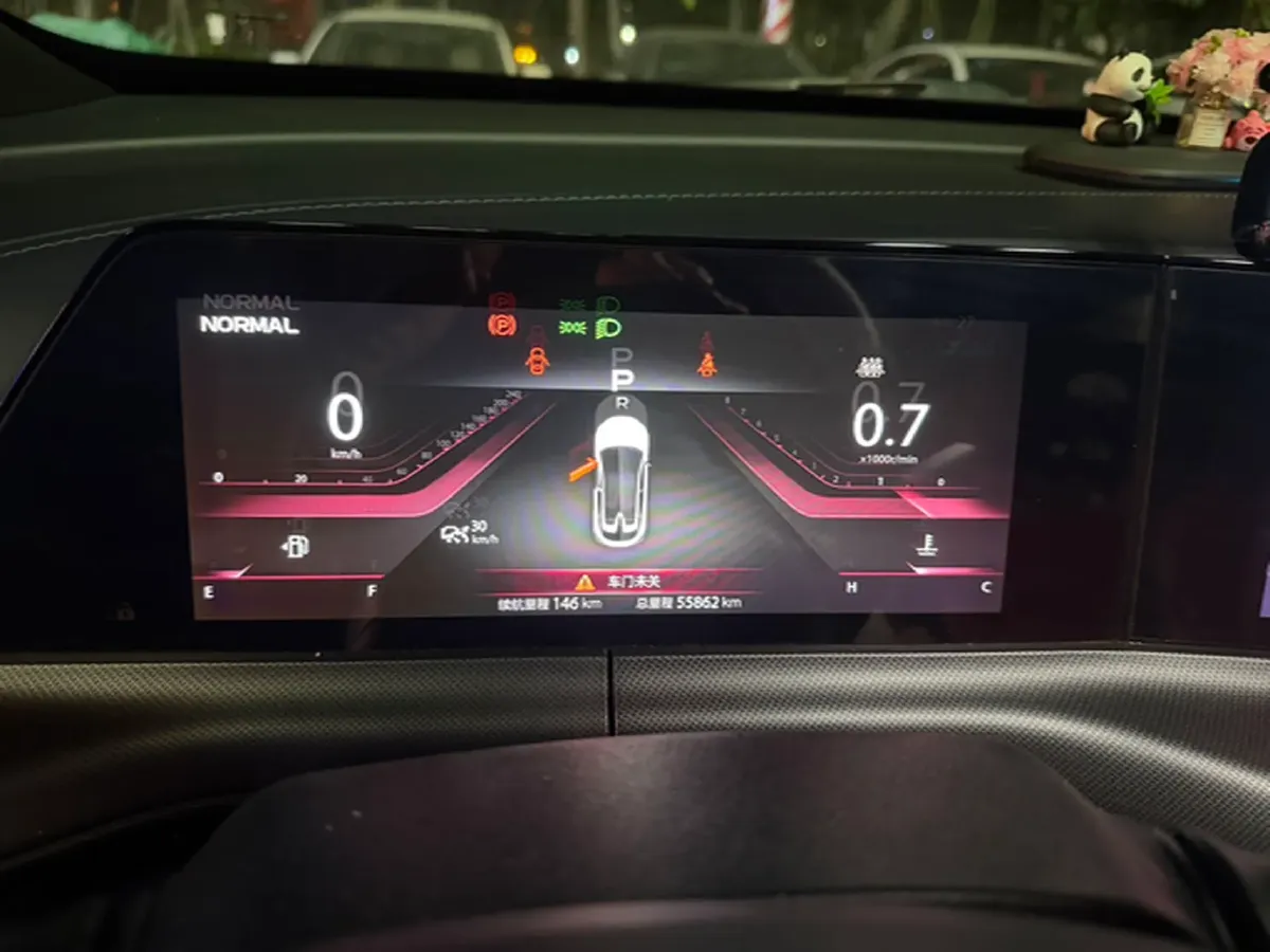 2020 ChangAn UNI-T 1.5T 180HP L4 7DCT,autocango,china used car exporter,china ev exporter,chinese used car exporter,chinese used ev exporter