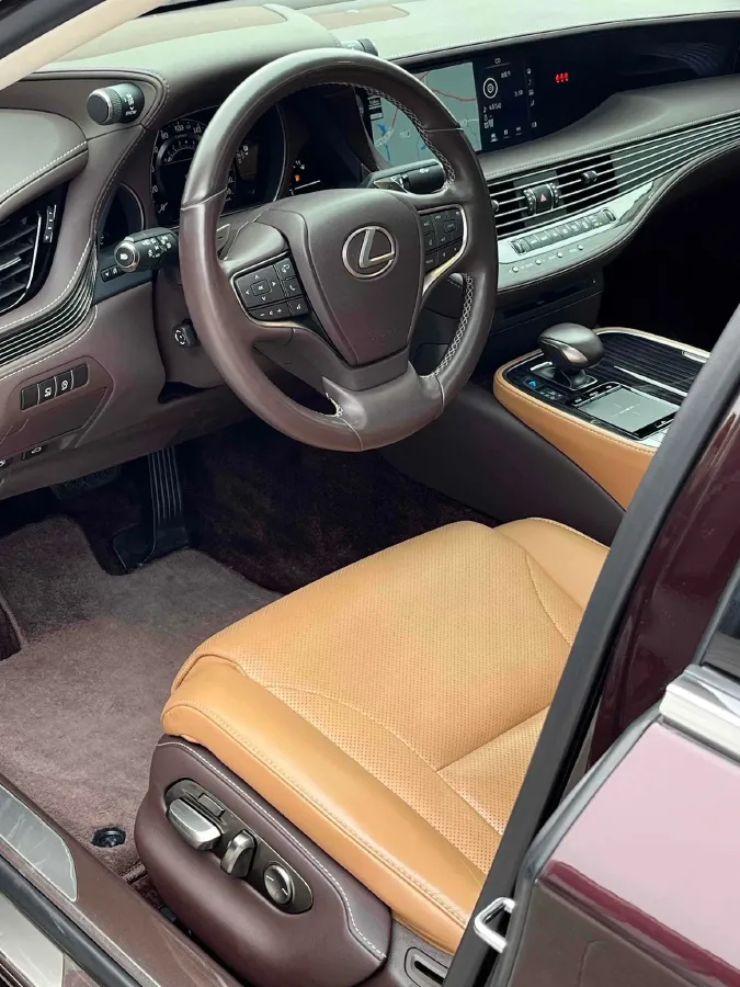 2018 Lexus LS 3.5L 299HP V6 E-CVT Hybrid,autocango,china used car exporter,china ev exporter,chinese used car exporter,chinese used ev exporter