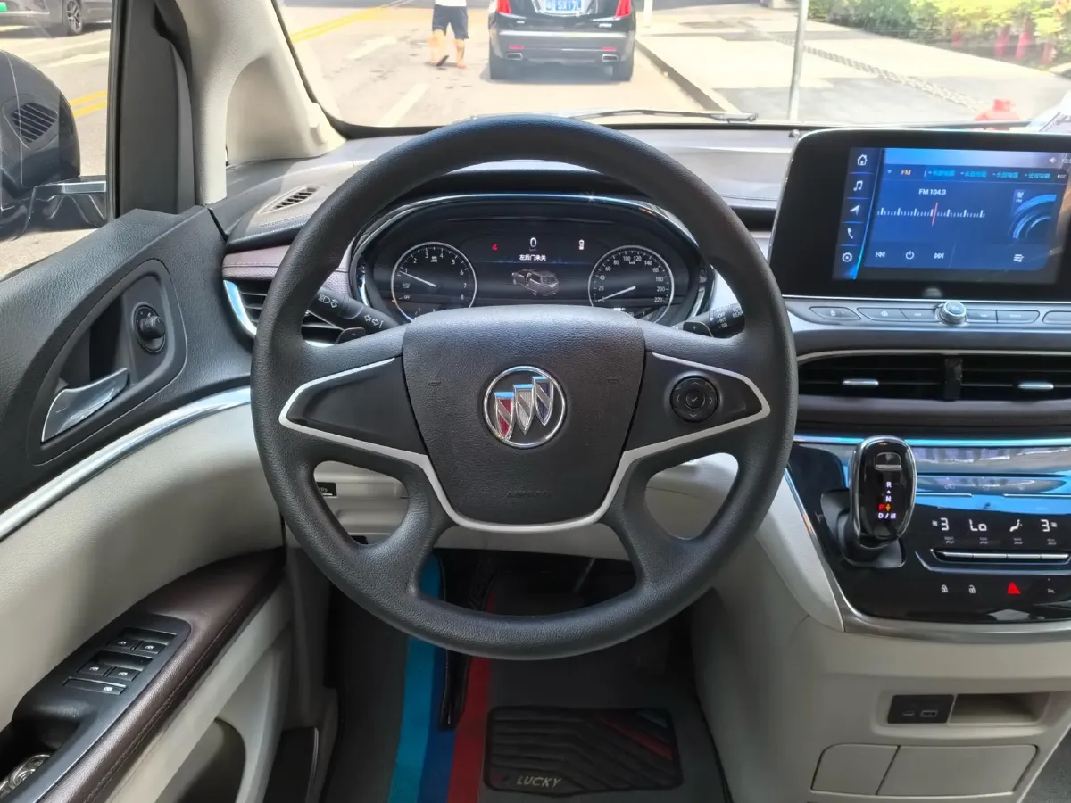 2022 Buick GL8 2.0T 237HP L4 9AT,autocango,china used car exporter,china ev exporter,chinese used car exporter,chinese used ev exporter