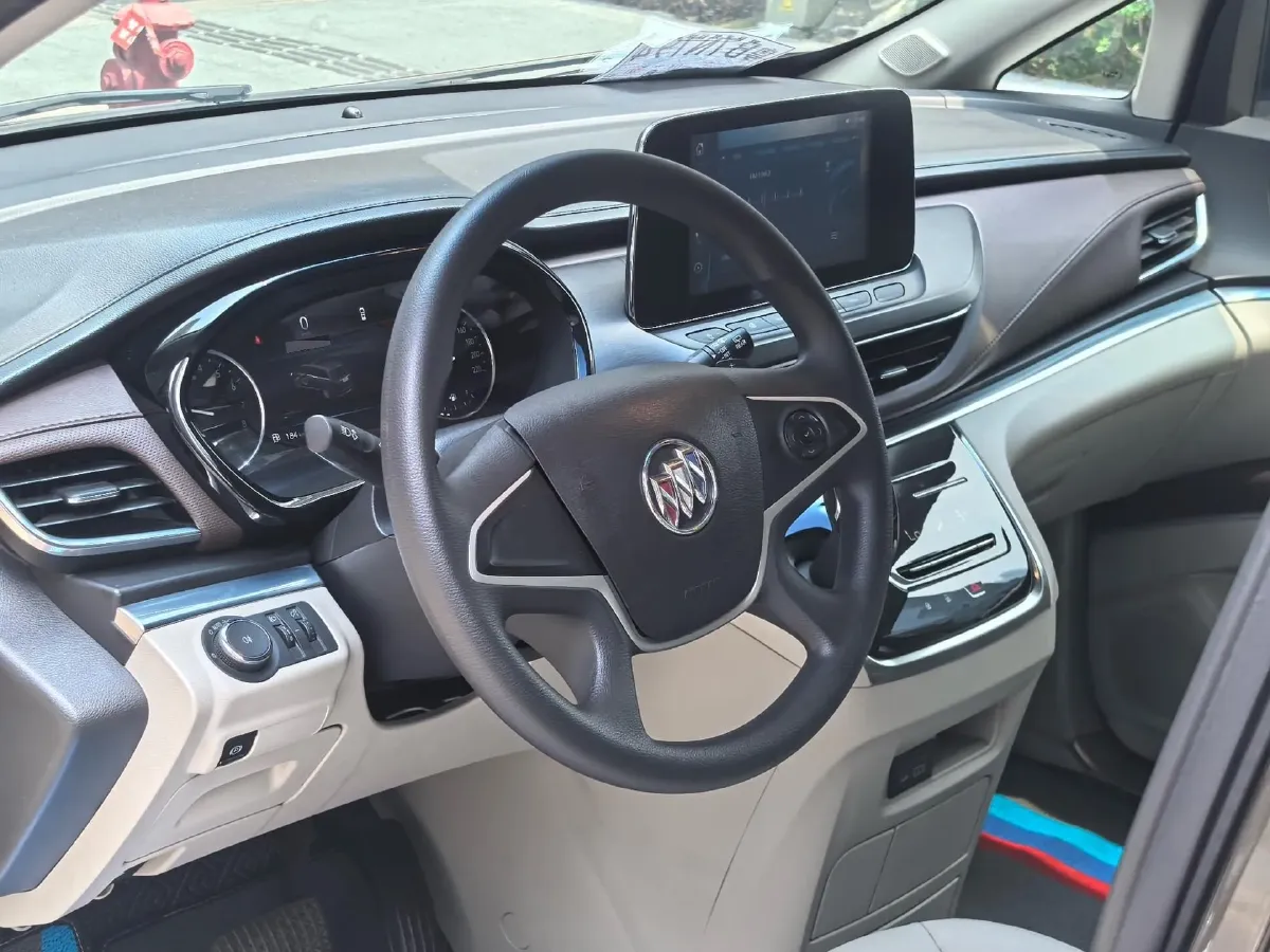 2022 Buick GL8 2.0T 237HP L4 9AT,autocango,china used car exporter,china ev exporter,chinese used car exporter,chinese used ev exporter