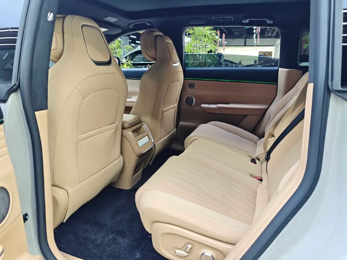 2025 Exceed Sterra ET REEV 156HP REEV,autocango,china used car exporter,china ev exporter,chinese used car exporter,chinese used ev exporter