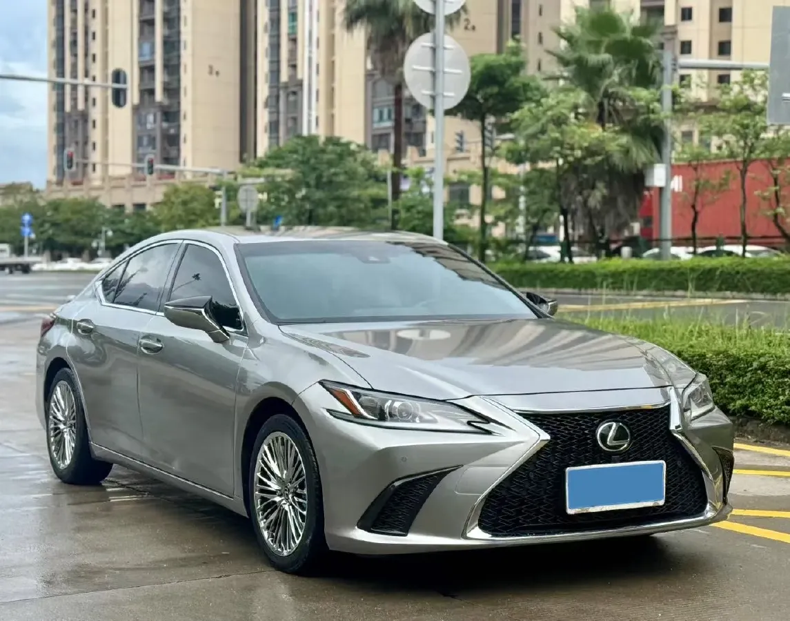 2018 Lexus ES 2.0L 167HP L4 6AT,autocango,china used car exporter,china ev exporter,chinese used car exporter,chinese used ev exporter