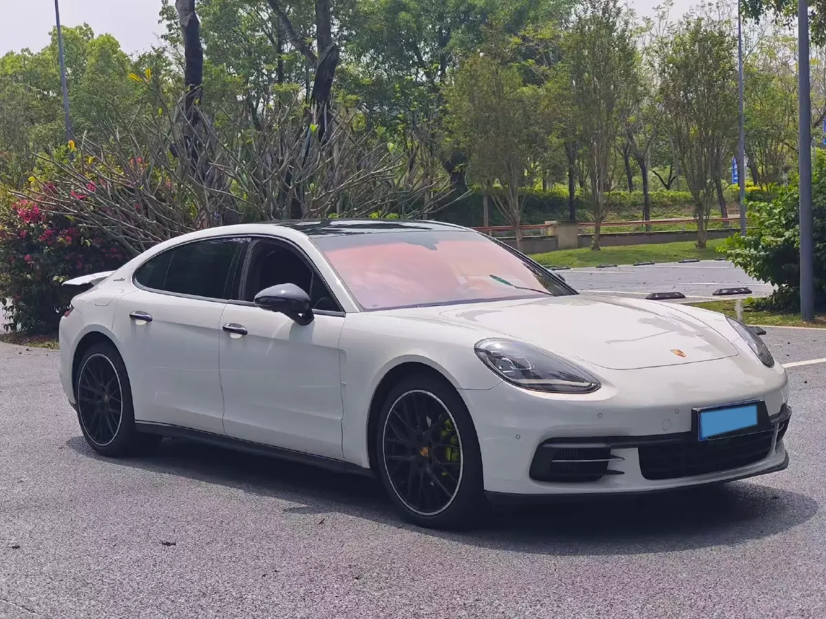 2019 Porsche Panamera 2.9T 330HP V6 8DCT,autocango,china used car exporter,china ev exporter,chinese used car exporter,chinese used ev exporter