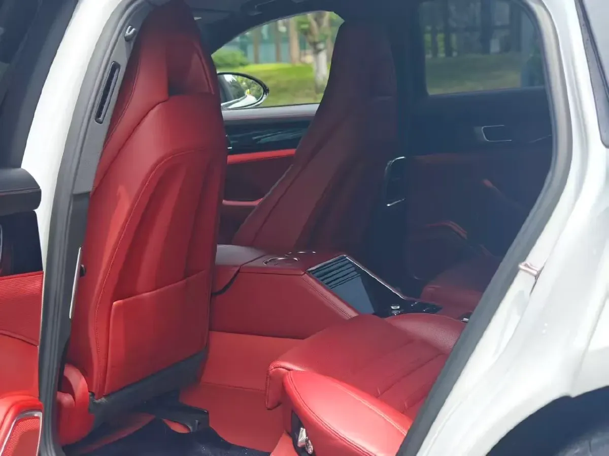 2019 Porsche Panamera 2.9T 330HP V6 8DCT,autocango,china used car exporter,china ev exporter,chinese used car exporter,chinese used ev exporter