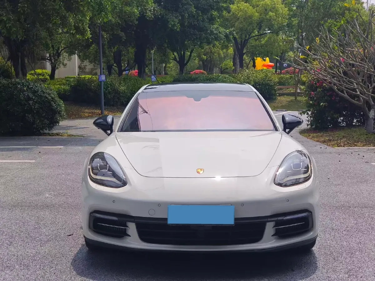 2019 Porsche Panamera 2.9T 330HP V6 8DCT,autocango,china used car exporter,china ev exporter,chinese used car exporter,chinese used ev exporter