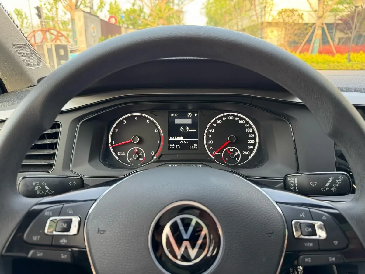 2021 Bestune T55 1.5T 169HP L4 7DCT,autocango,china used car exporter,china ev exporter,chinese used car exporter,chinese used ev exporter