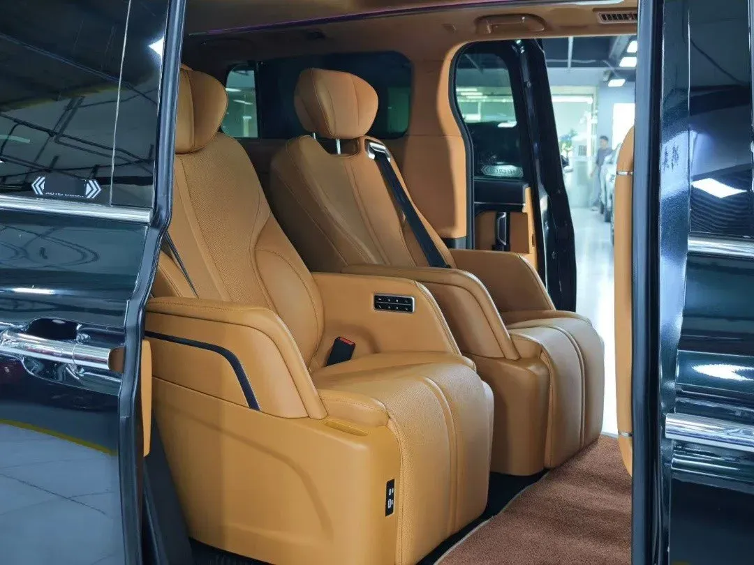 2024 Voyah ZhuiGuang 1.5T 136HP L4 PHEV 43KWH,autocango,china used car exporter,china ev exporter,chinese used car exporter,chinese used ev exporter