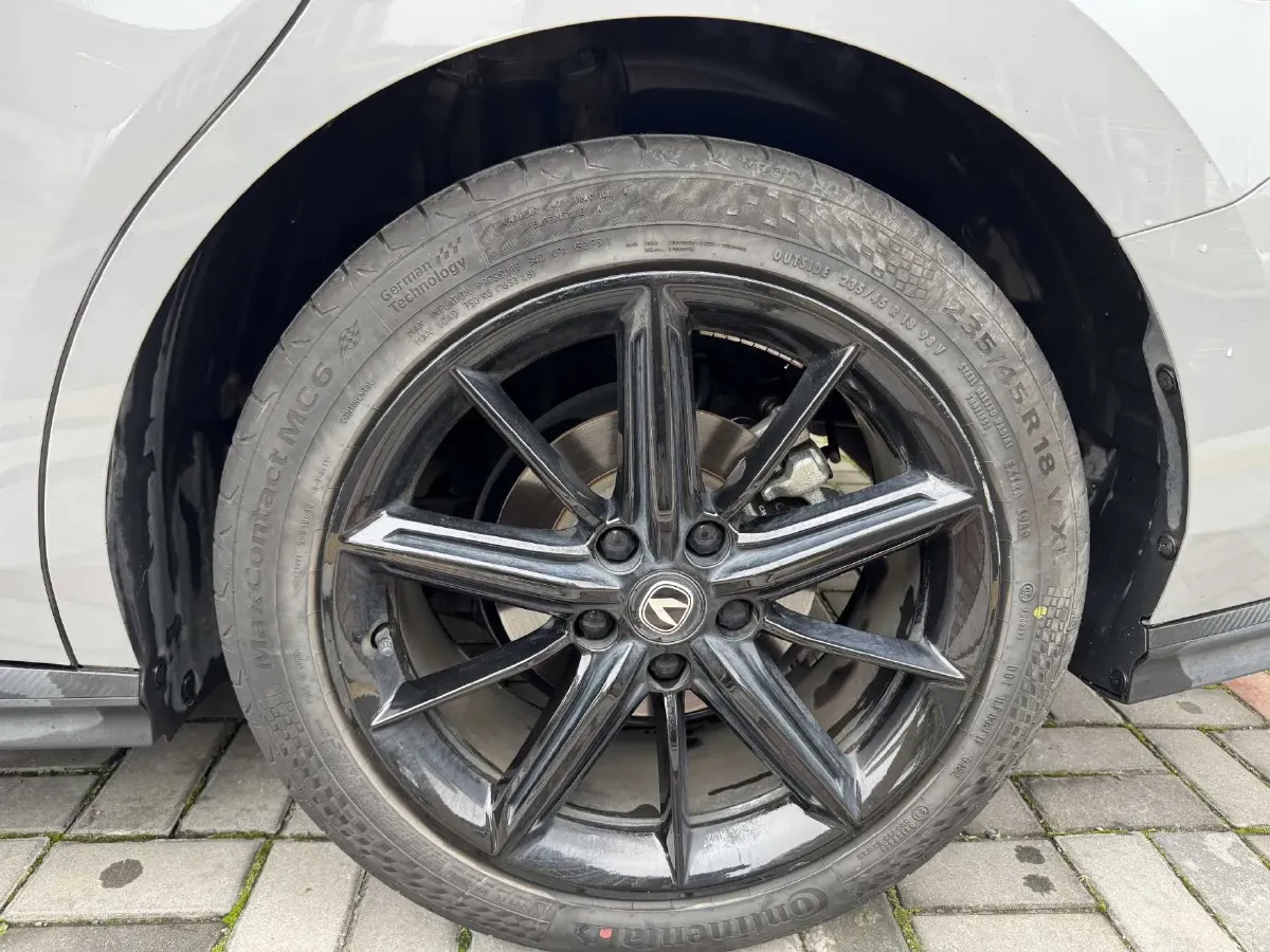 2022 ChangAn UNI-V 1.5T 188HP L4 7DCT,autocango,china used car exporter,china ev exporter,chinese used car exporter,chinese used ev exporter