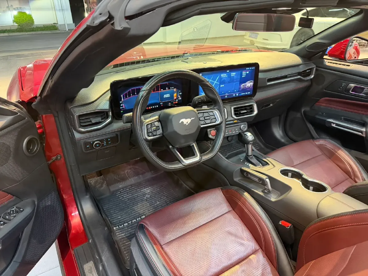 2024 Ford Mustang 2.3T 299HP L4 10AT,autocango,china used car exporter,china ev exporter,chinese used car exporter,chinese used ev exporter