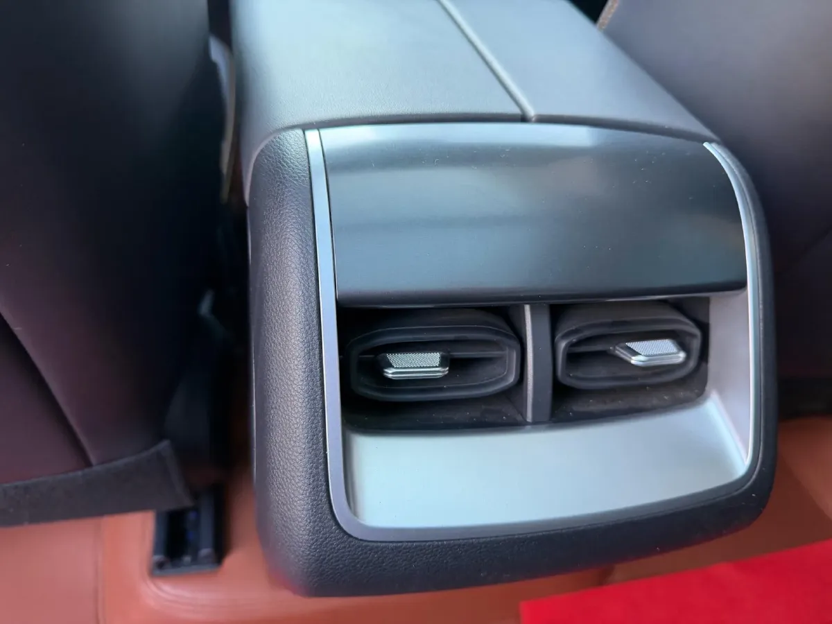 2024 Beijing BJ30 1.5T 158HP L4 2DHT Hybrid,autocango,china used car exporter,china ev exporter,chinese used car exporter,chinese used ev exporter