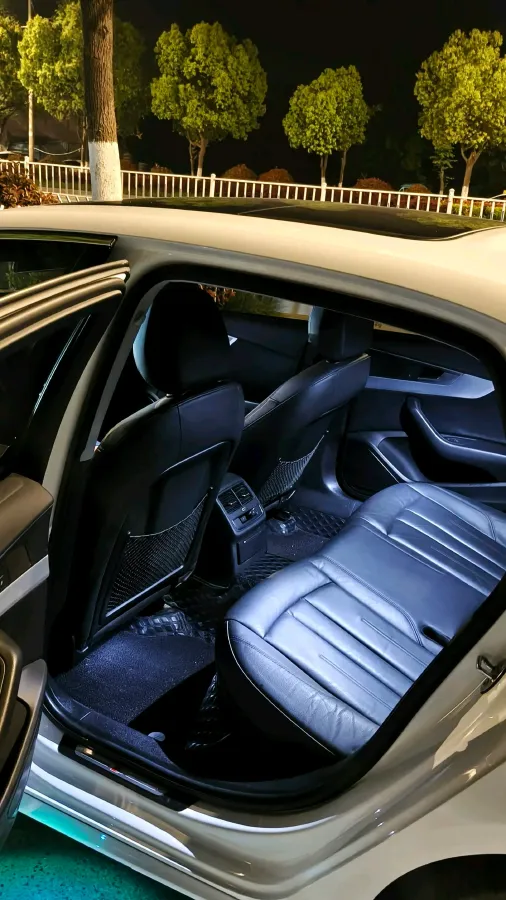 2019 Lexus UX 2.0L 146HP L4 E-CVT Hybrid,autocango,china used car exporter,china ev exporter,chinese used car exporter,chinese used ev exporter