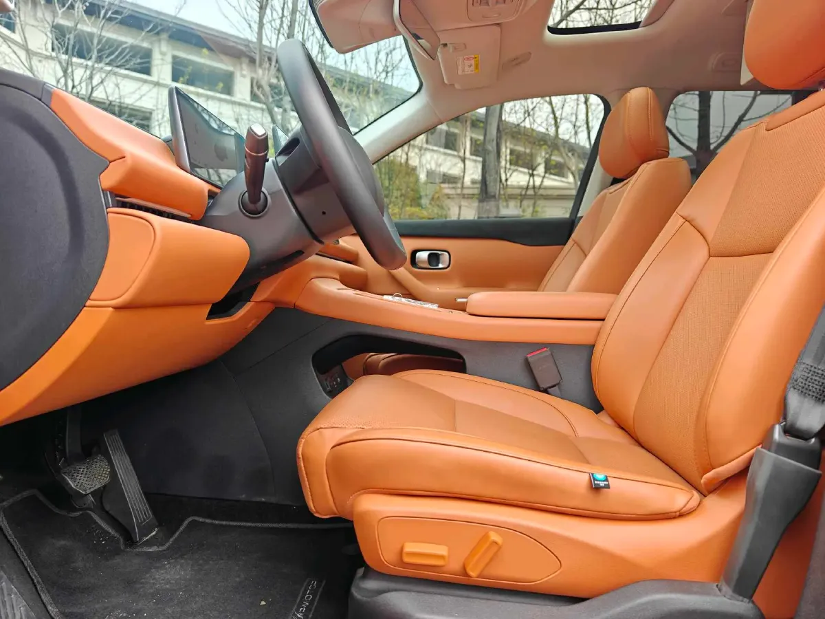 2024 Leapmotor C16 1.5L 95HP L4 REEV 28.4KWH,autocango,china used car exporter,china ev exporter,chinese used car exporter,chinese used ev exporter