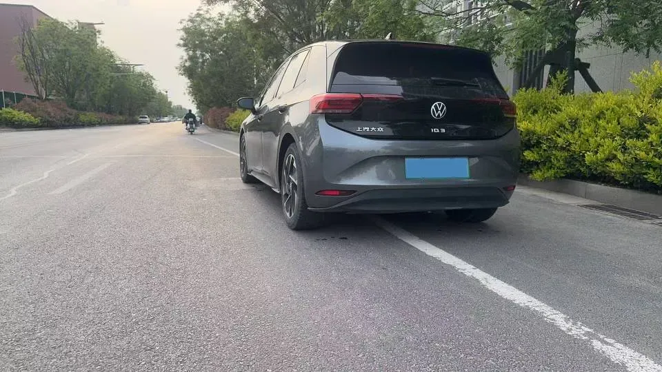 2023 Volkswagen ID.3 BEV 52.8KWH,autocango,china used car exporter,china ev exporter,chinese used car exporter,chinese used ev exporter