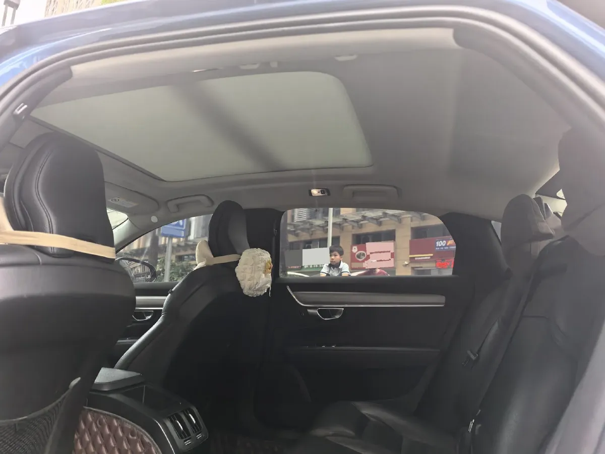 2020 Volvo S90 2.0T 254HP L4 8AT,autocango,china used car exporter,china ev exporter,chinese used car exporter,chinese used ev exporter