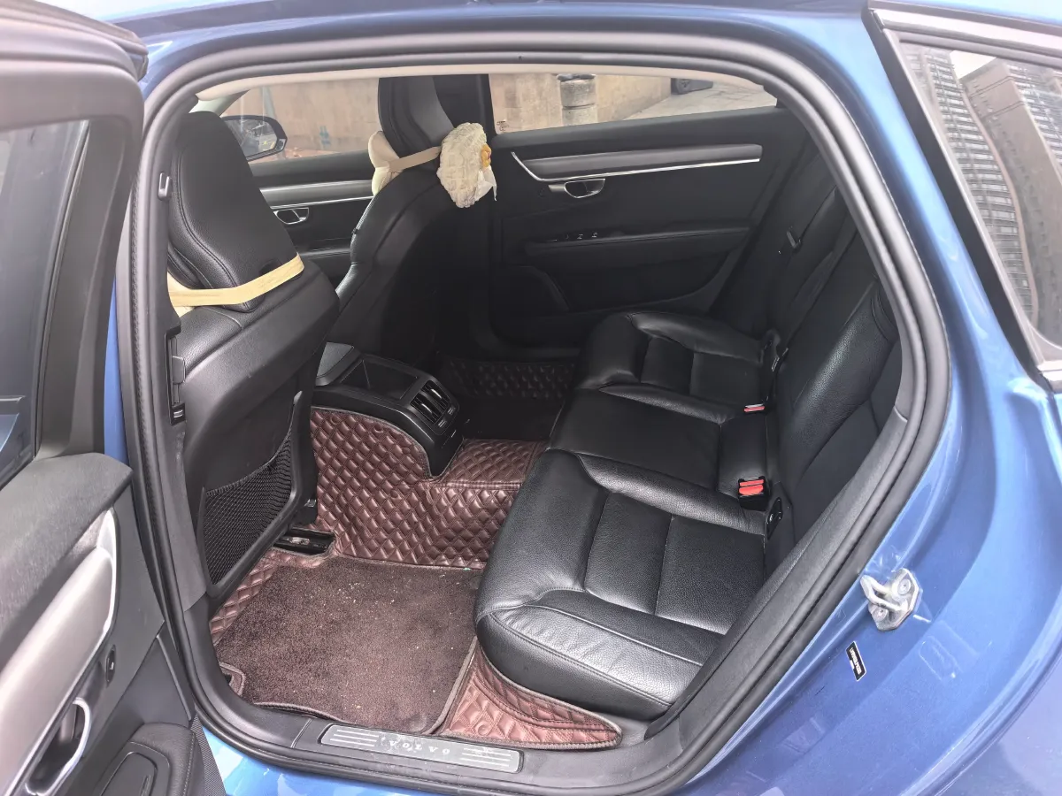 2020 Volvo S90 2.0T 254HP L4 8AT,autocango,china used car exporter,china ev exporter,chinese used car exporter,chinese used ev exporter