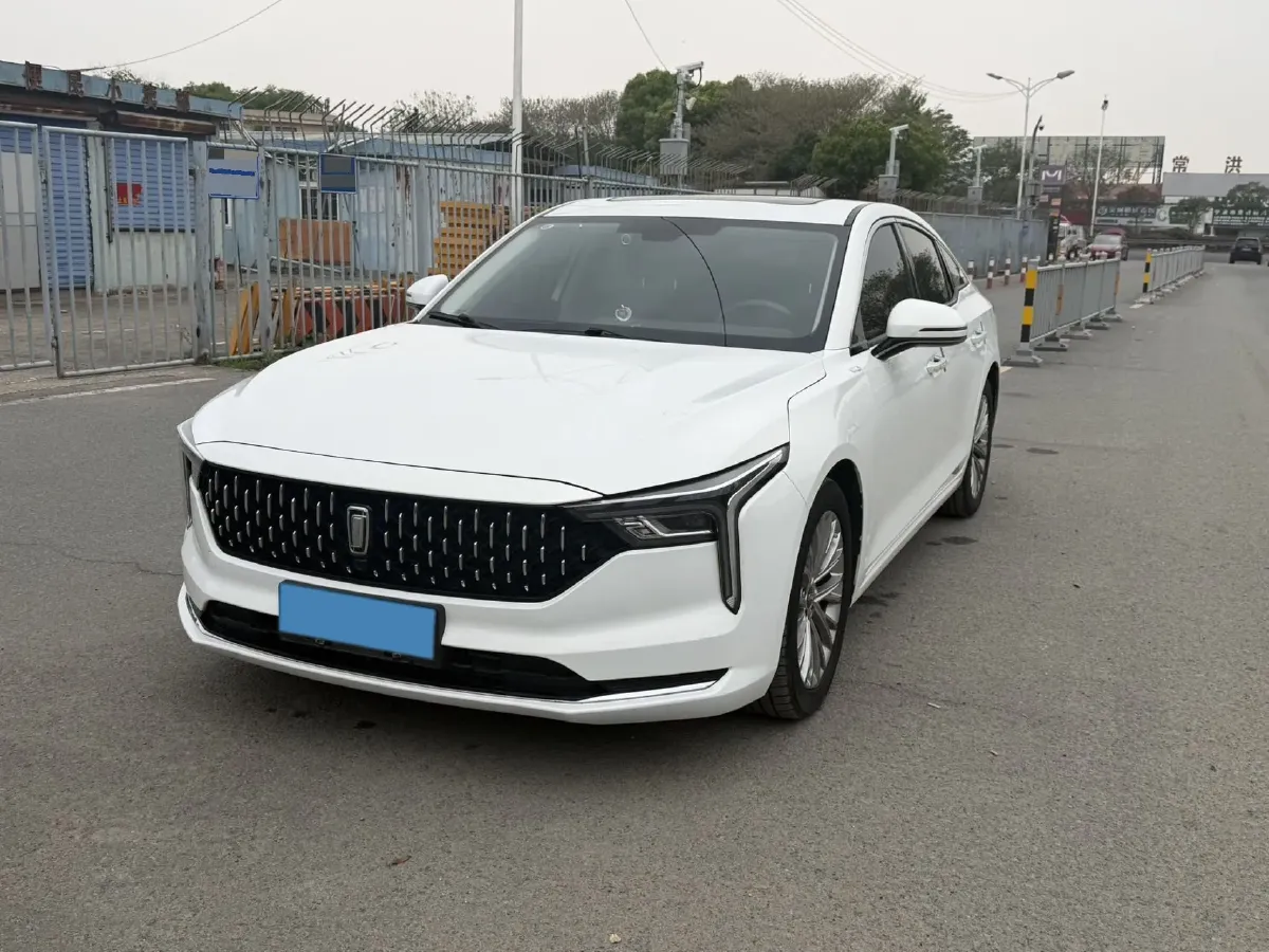 2023 Bestune B70 1.5T 169HP L4 7DCT,autocango,china used car exporter,china ev exporter,chinese used car exporter,chinese used ev exporter