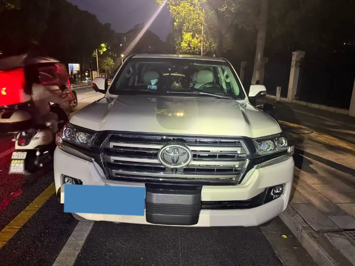 2019 Chevrolet Trax 1.0T 125HP L3 6AT,autocango,china used car exporter,china ev exporter,chinese used car exporter,chinese used ev exporter