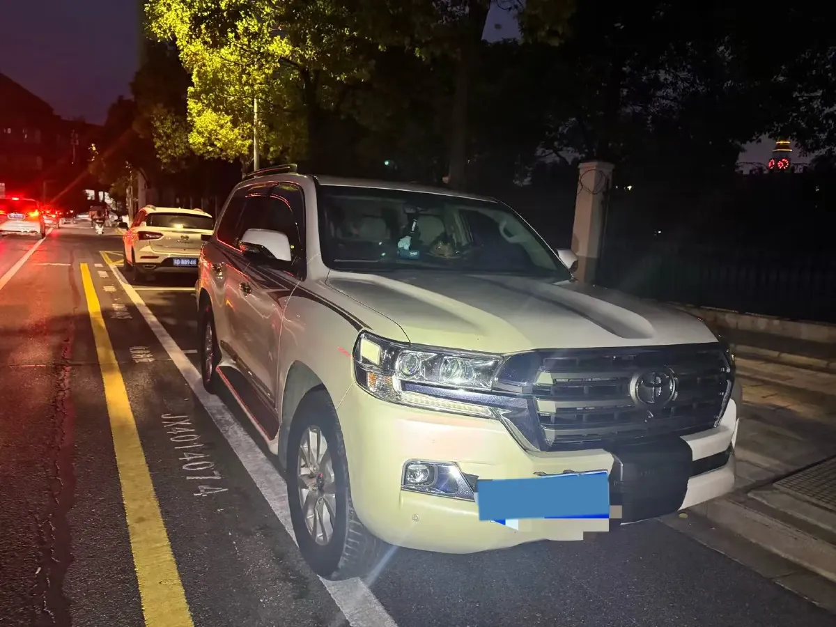 2019 Chevrolet Trax 1.0T 125HP L3 6AT,autocango,china used car exporter,china ev exporter,chinese used car exporter,chinese used ev exporter