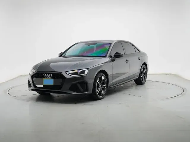 2022 Audi A4L 2.0T 190HP L4 7DCT,autocango,china used car exporter,china ev exporter,chinese used car exporter,chinese used ev exporter