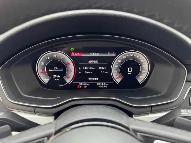 2022 Audi A4L 2.0T 190HP L4 7DCT,autocango,china used car exporter,china ev exporter,chinese used car exporter,chinese used ev exporter